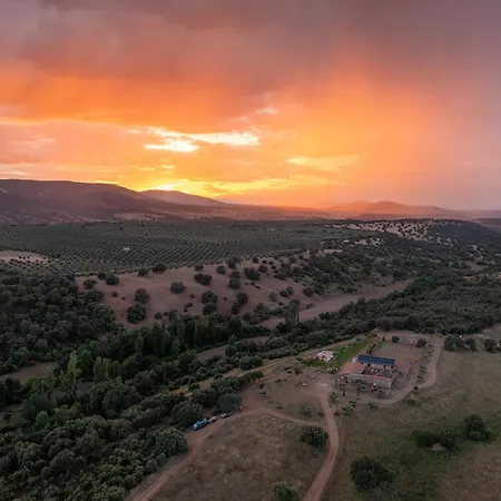 Cork Valley - Pet Friendly & Only Adults Chalet Hontanar